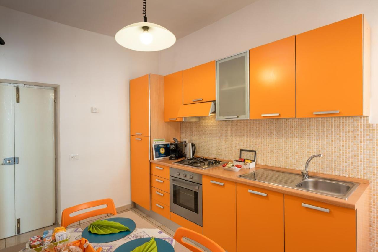 La Casa Di Oliva Apartment Macerata Exterior photo